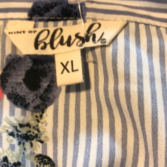 Shirt striped dress with bell sleeves * - Picture 7 of 8